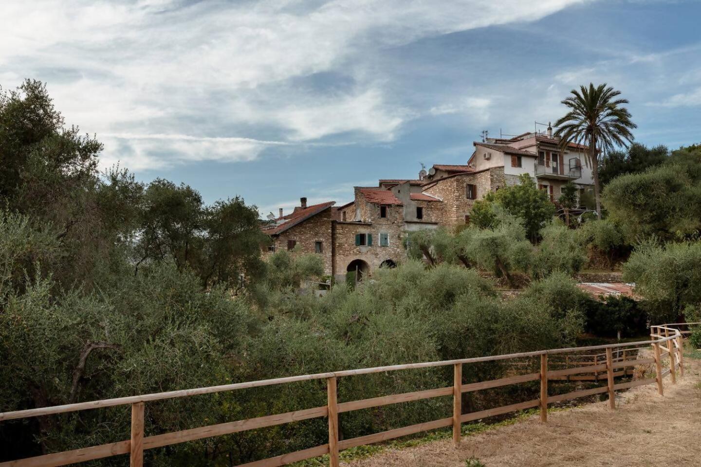 Appartamento Alba Dachi Farm Marina dʼMarina dʼAndora Екстериор снимка